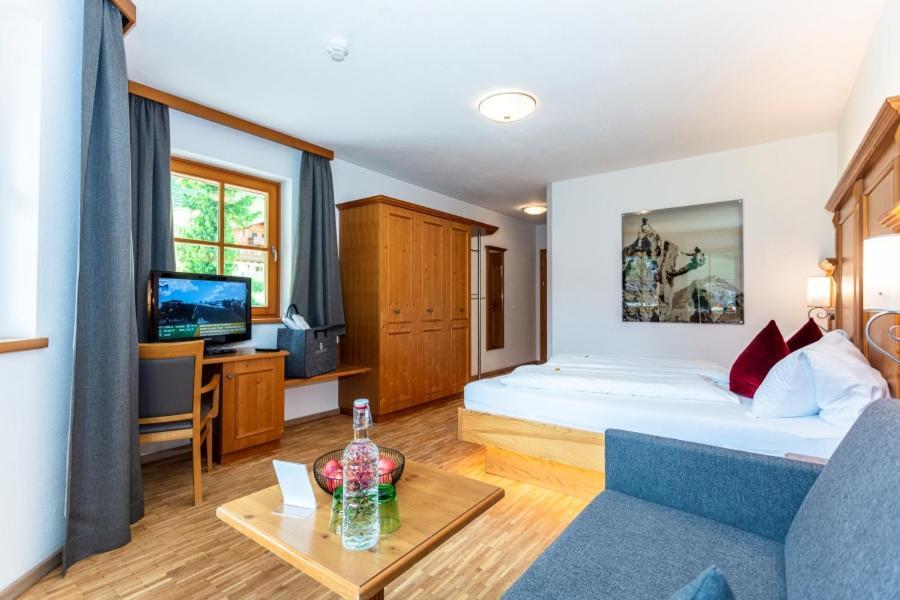 Hotel Schiederhof グロースアルル エクステリア 写真