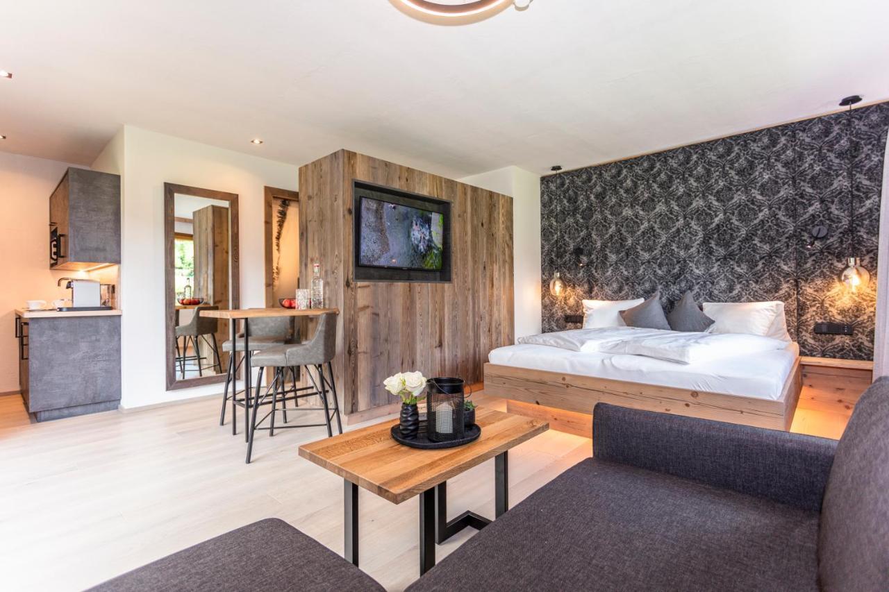 Hotel Schiederhof グロースアルル エクステリア 写真